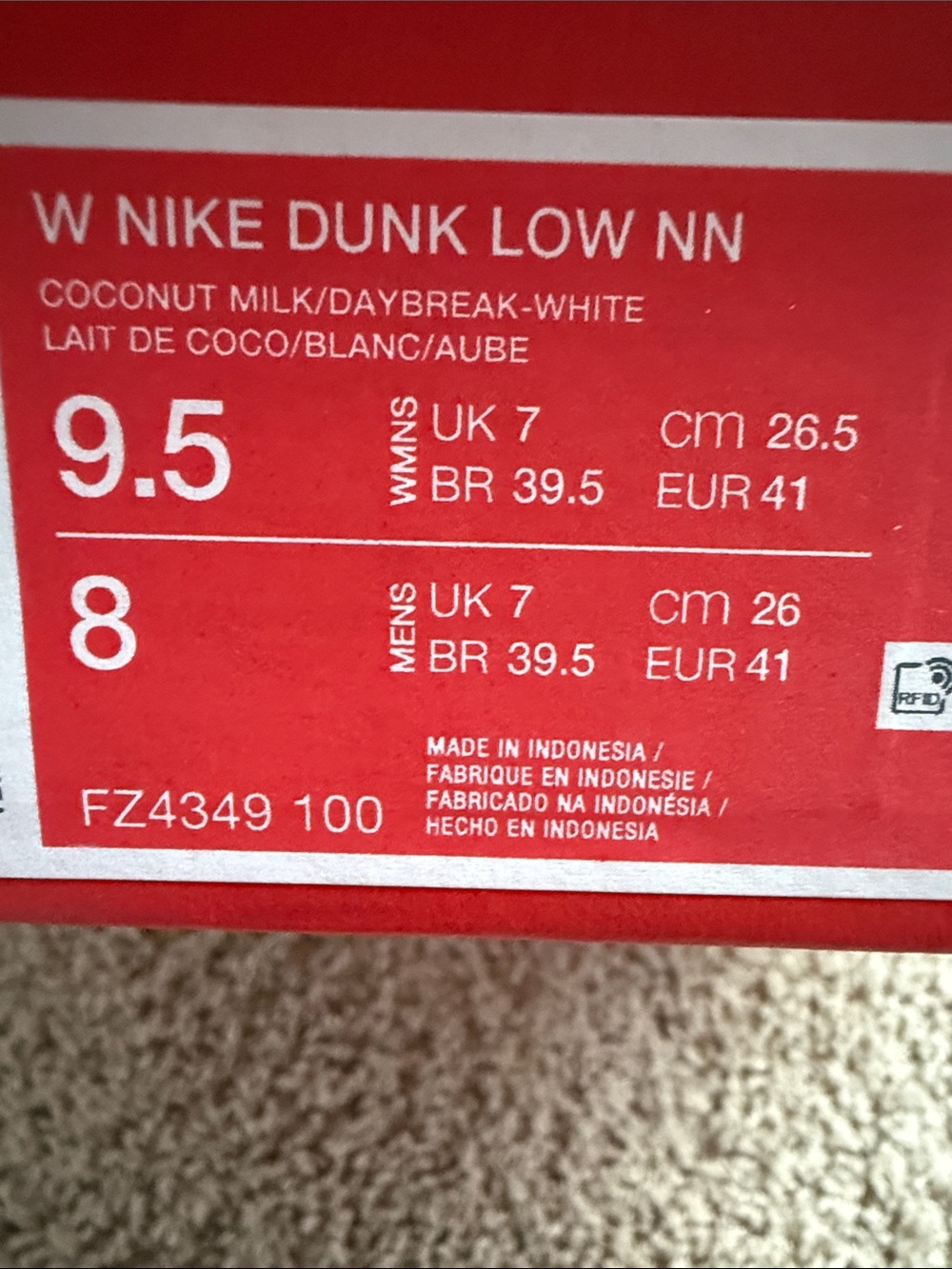 Nike women’s Dunk Low — Lavender and Cream - Picture 4 of 4